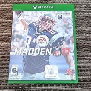 Xbox one Madden 17, NFL Football Videogame,  EUC